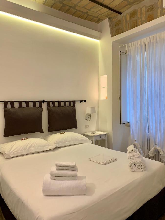 Luxury Rooms Near Colosseum روما المظهر الخارجي الصورة